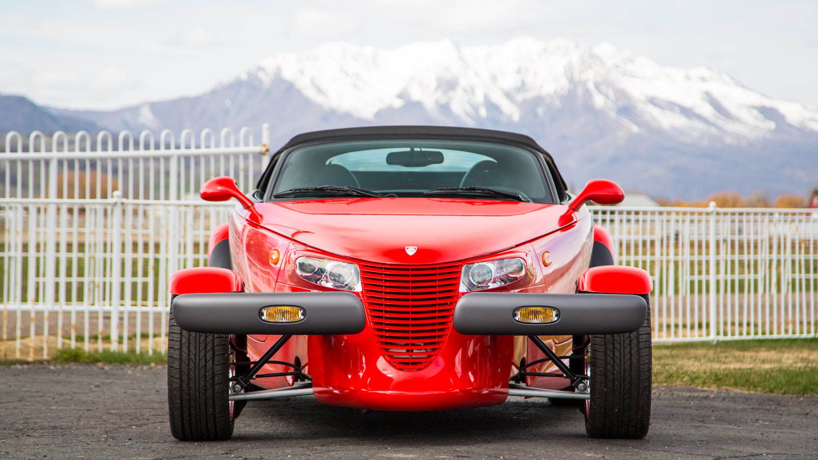 Plymouth Prowler с прицепом