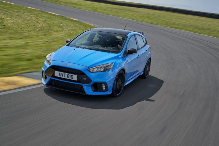 2020 Ford Focus RS To Get Mild Hybrid 400HP Powertrain | Carscoops