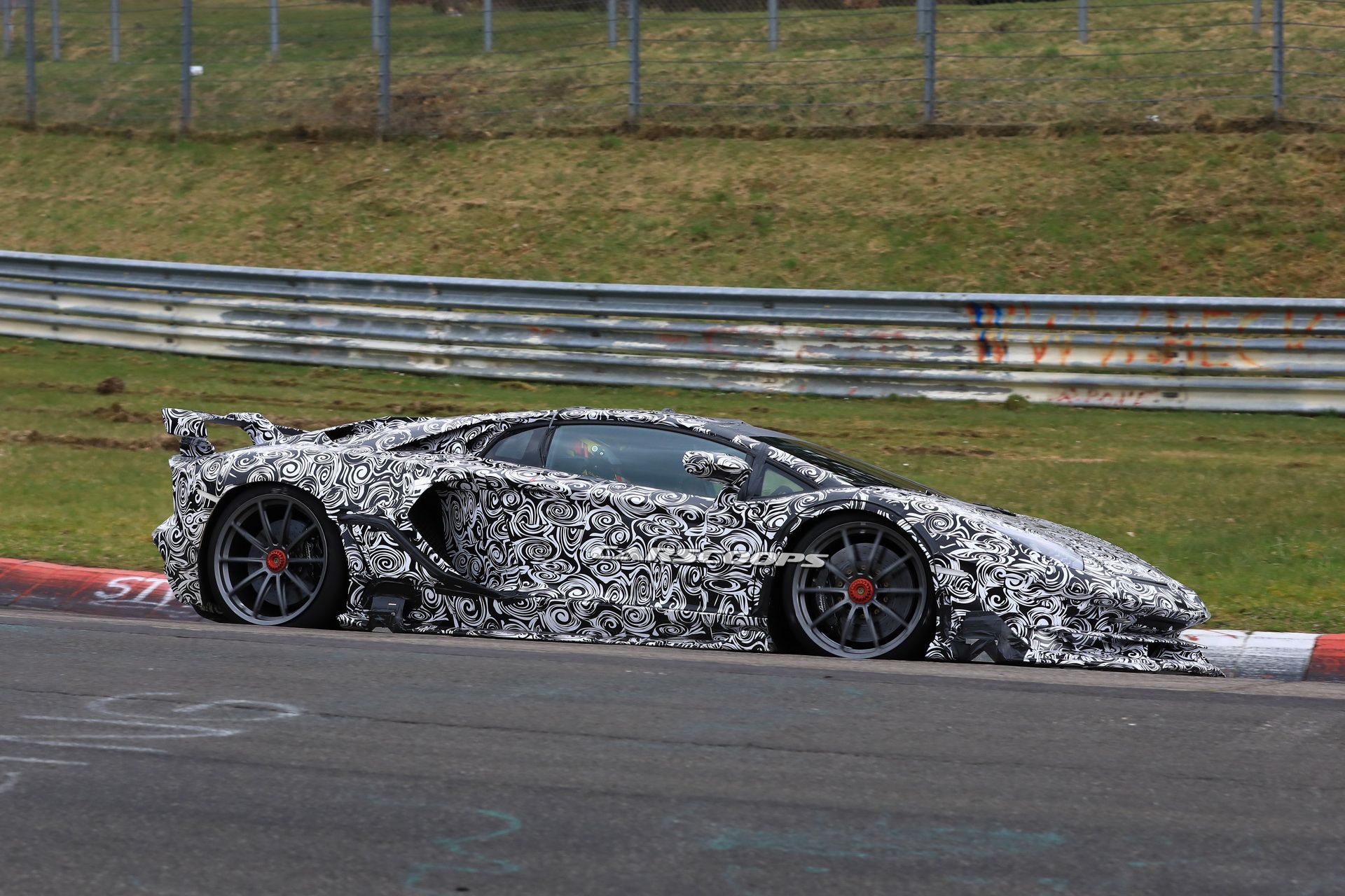 Extreme Lamborghini Aventador SV Jota Will Mix Active Aero With Near ...