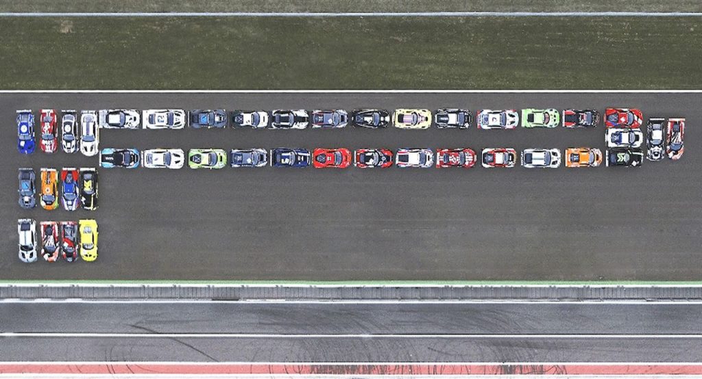  Pirelli Recreates Its Logo With 41 GT3 Racers At Monza Circuit