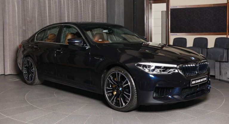 Does The All New BMW M5 Look More Stylish In Azurite Black? | Carscoops