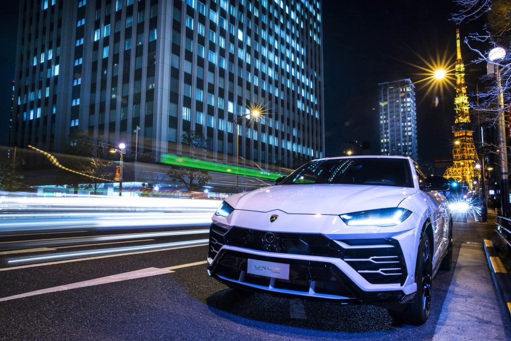 Lamborghini Urus Takes Selfies Around The World | Carscoops