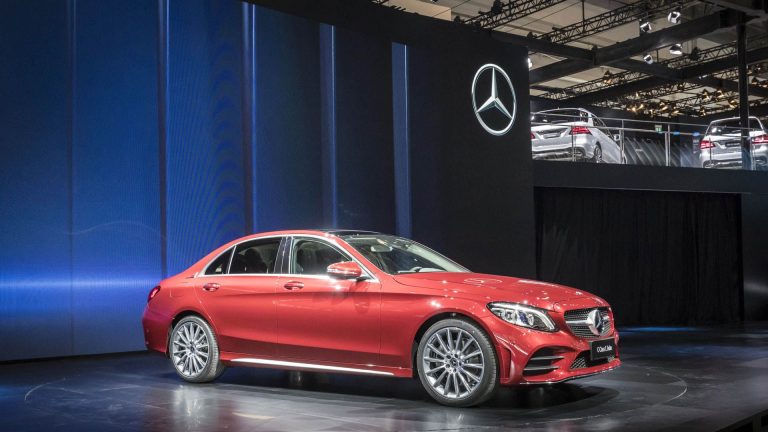 Mercedes Benz Extends The C Class L Sedan In Beijing Carscoops 1550