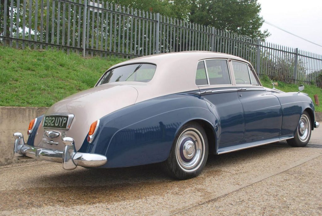 Roll like An Actual Prince In This 1960 Rolls-Royce Silver Cloud ...