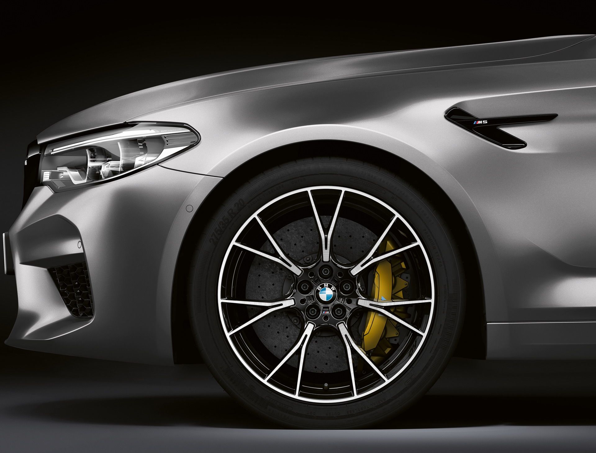 [Imagen: 2019-BMW-M5-Competition-1.jpg]