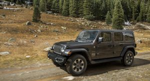 4 cylinder wrangler mpg