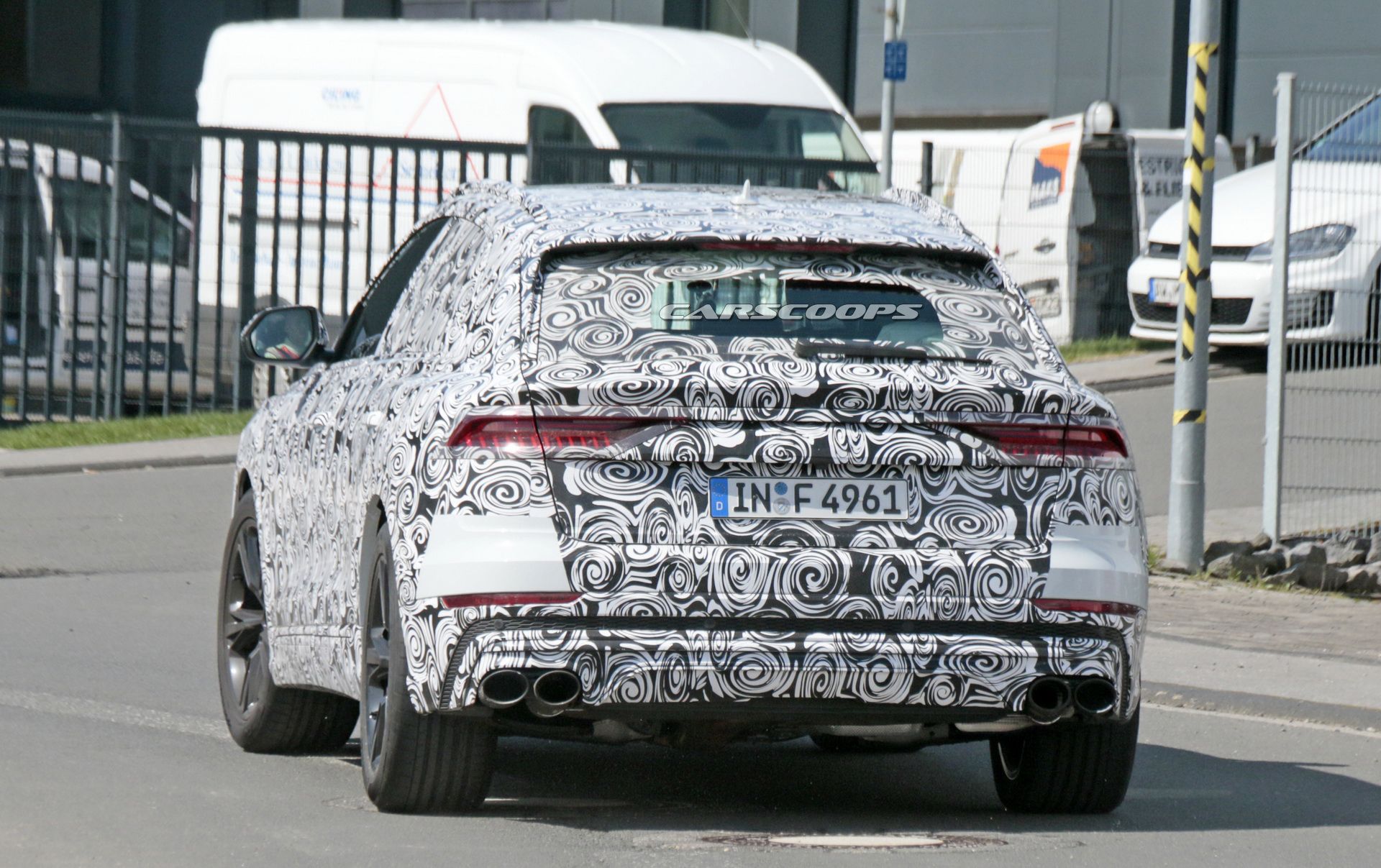 2018 - [Audi] Q8 - Page 7 Audi-rs-q8-spy-shots-11