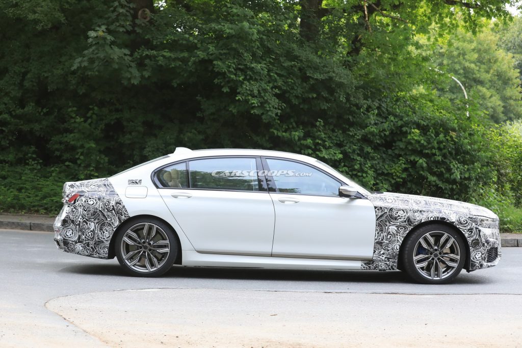 Facelifted 2019 BMW 7-Series Spied In Base And M760Li xDrive Forms ...