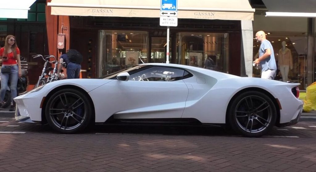  New Ford GT Hits The Road In Amsterdam, Instantly Draws A Crowd