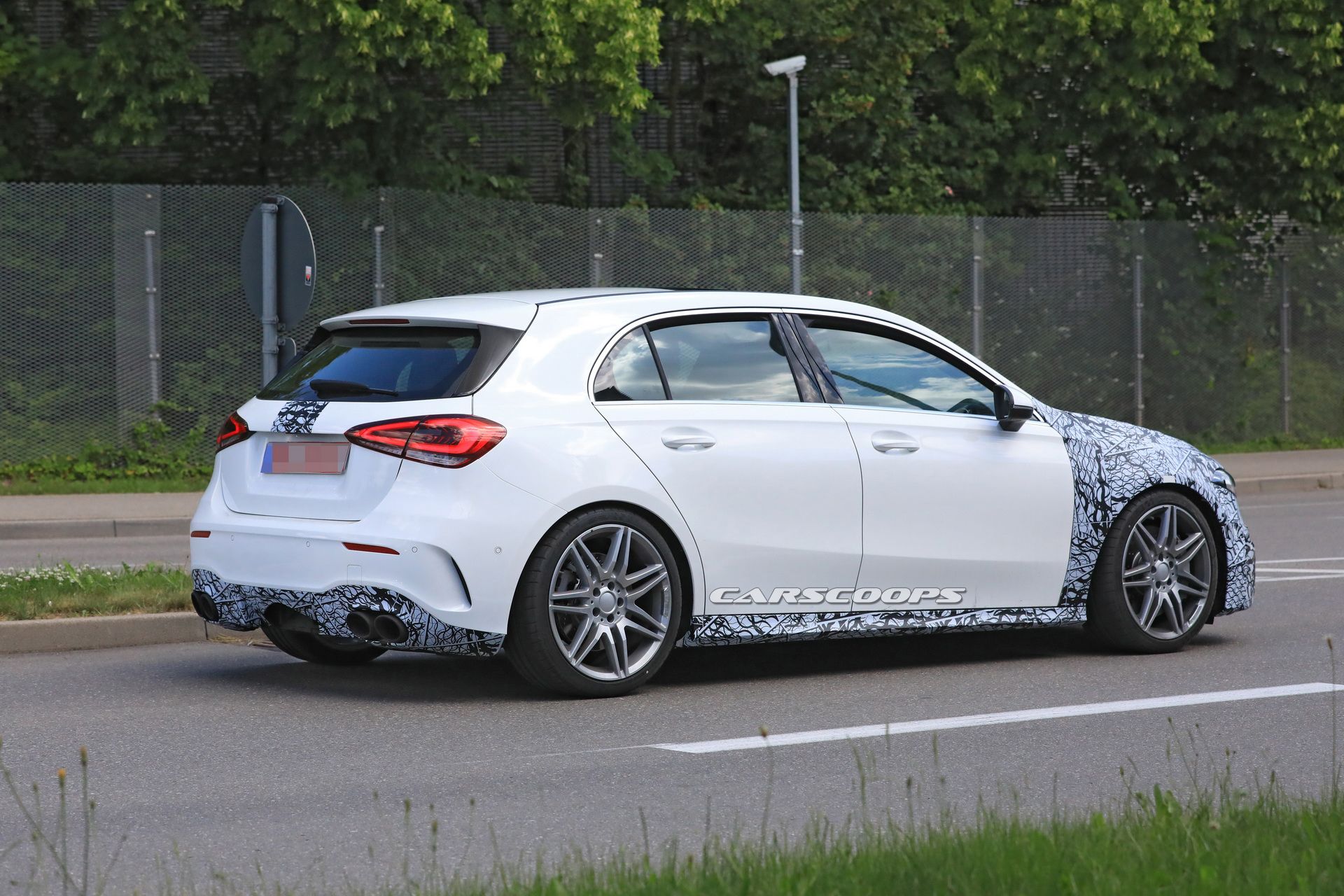 Mercedes Benz a45 Р±РµР»С‹Р№ С†РІРµС‚