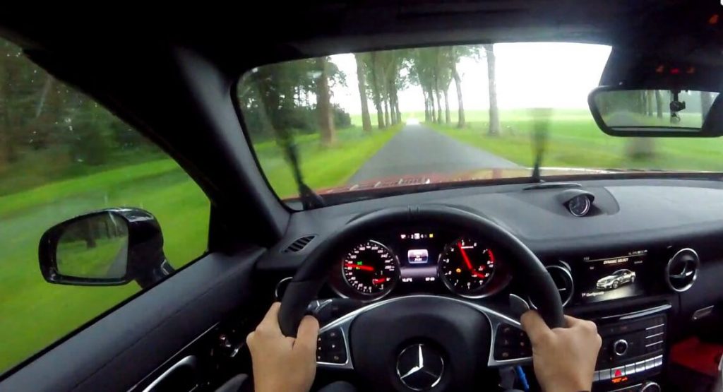  Mercedes-AMG SLC43 Still Looks Pretty Impressive On The Go