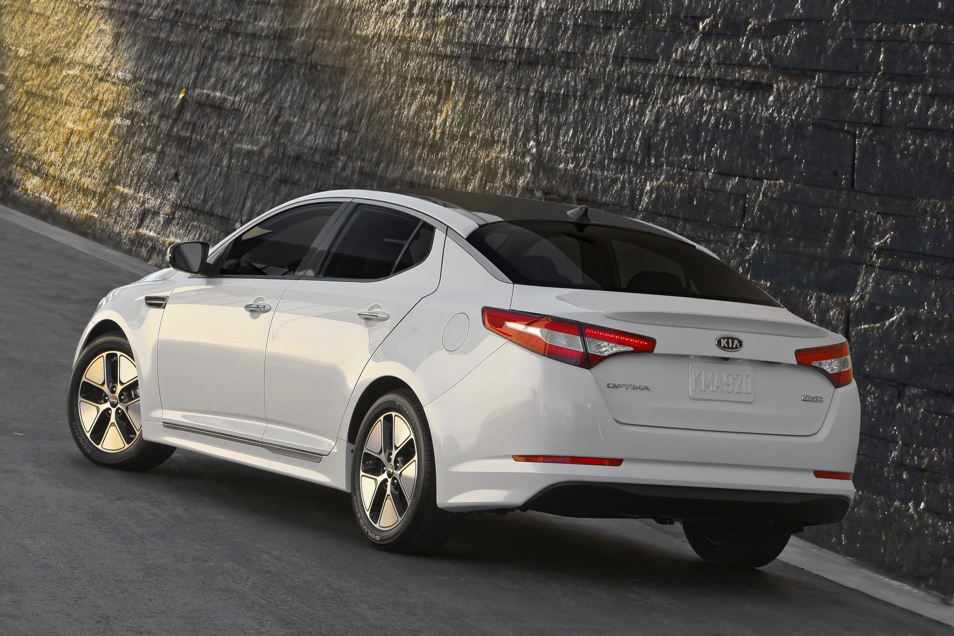 Hyundai, Kia Investigated By US Prosecutors Over Engine Defect Recalls ...