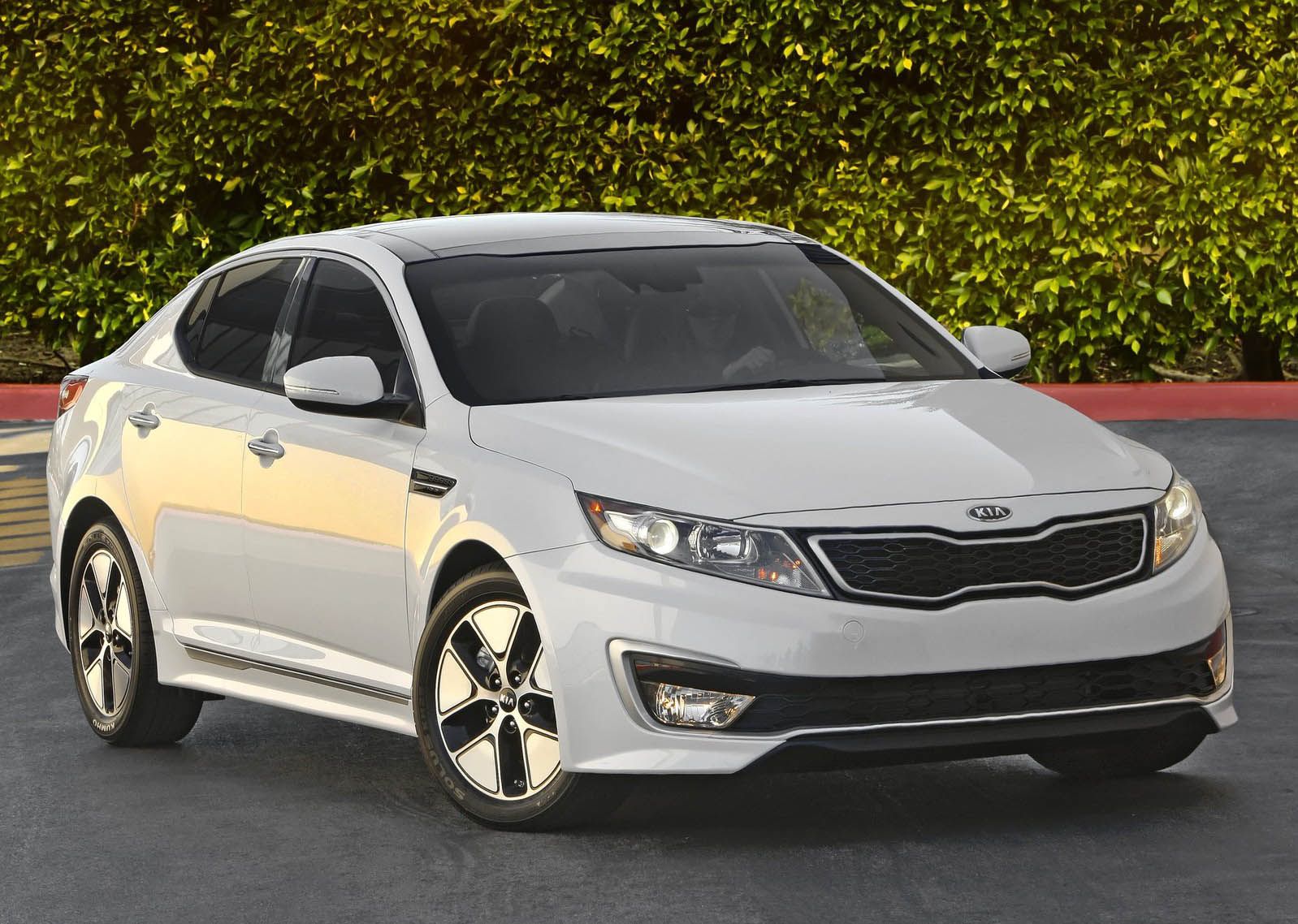 Kia Recalls Over Half A Million Vehicles Over Non-Deploying Airbags ...