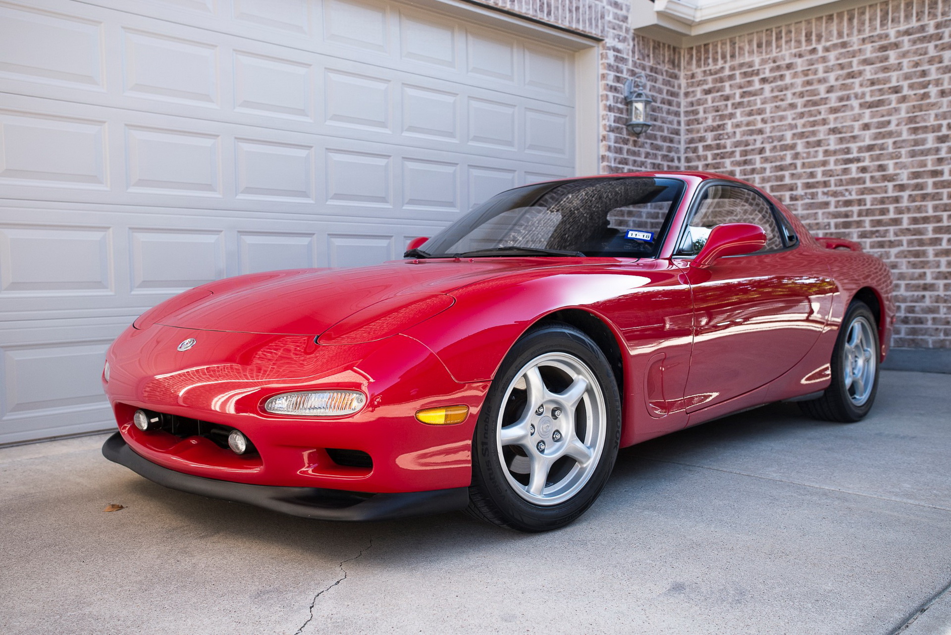 This Is What A Pristine Mazda RX-7 FD With 9,500 Miles Looks Like ...