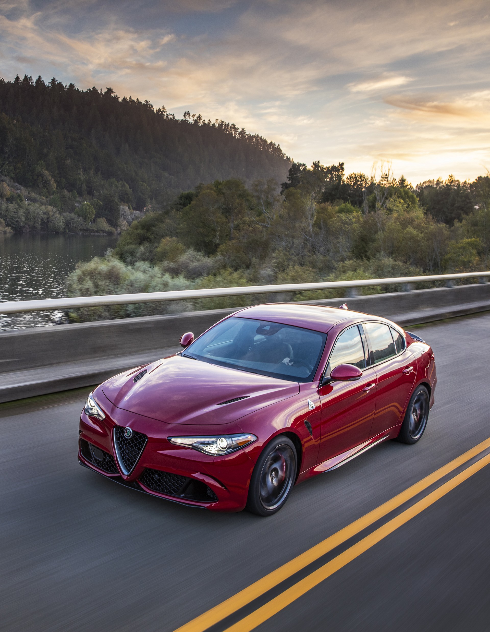 2019 Alfa Romeo Giulia Gains New Styling Packages, Additional Equipment ...