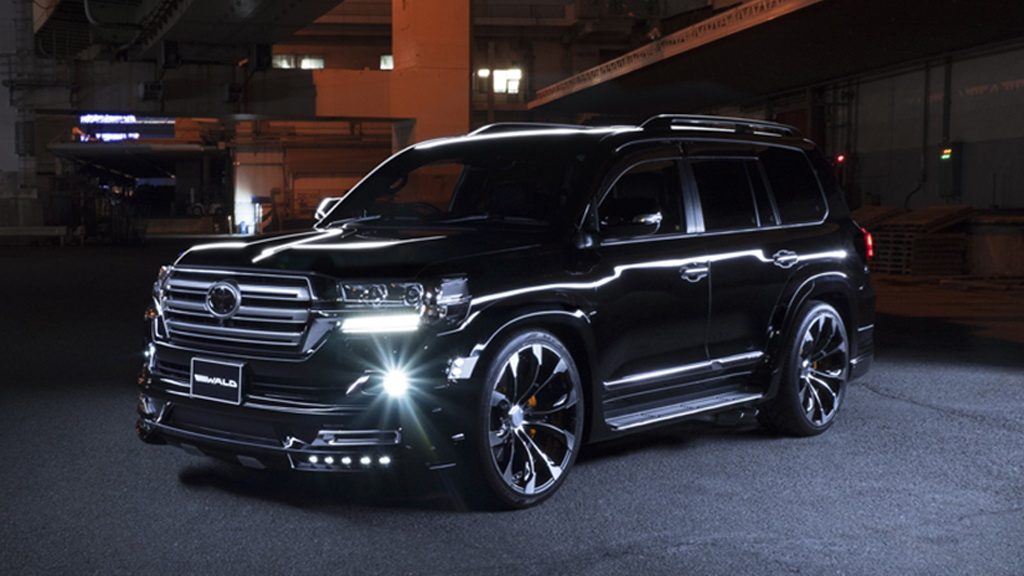 Wald-Tuned Toyota Land Cruiser Looks Ready To Star In A Rap Video ...