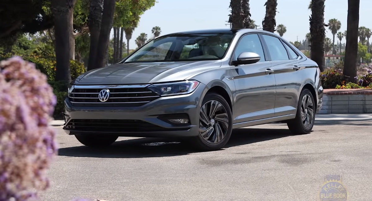 2019 VW Jetta Is A Soft-Edged, Roomy Family Car That Deserves Your ...