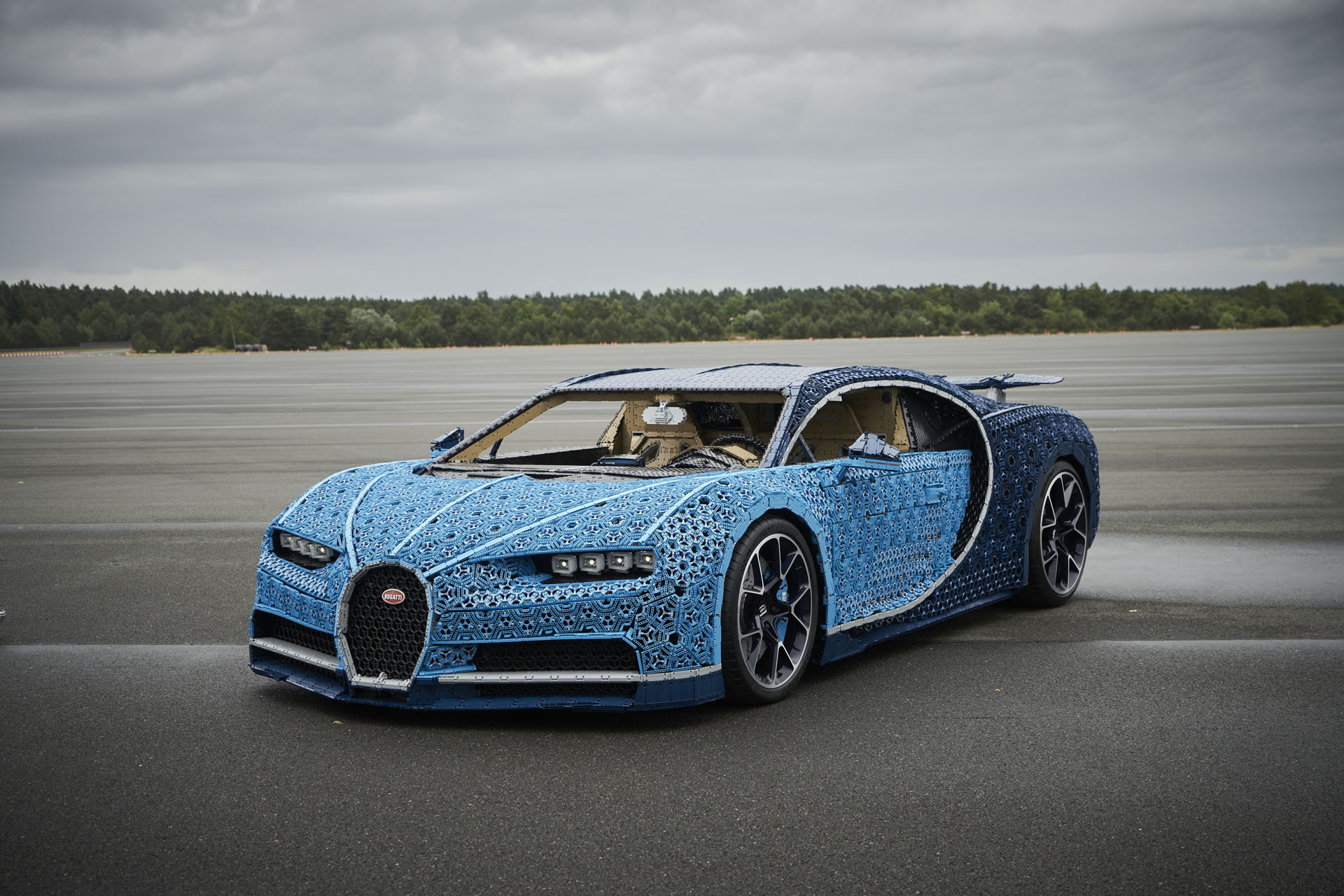 Lego Built A Life-Size Bugatti Chiron That You Can Actually Drive ...