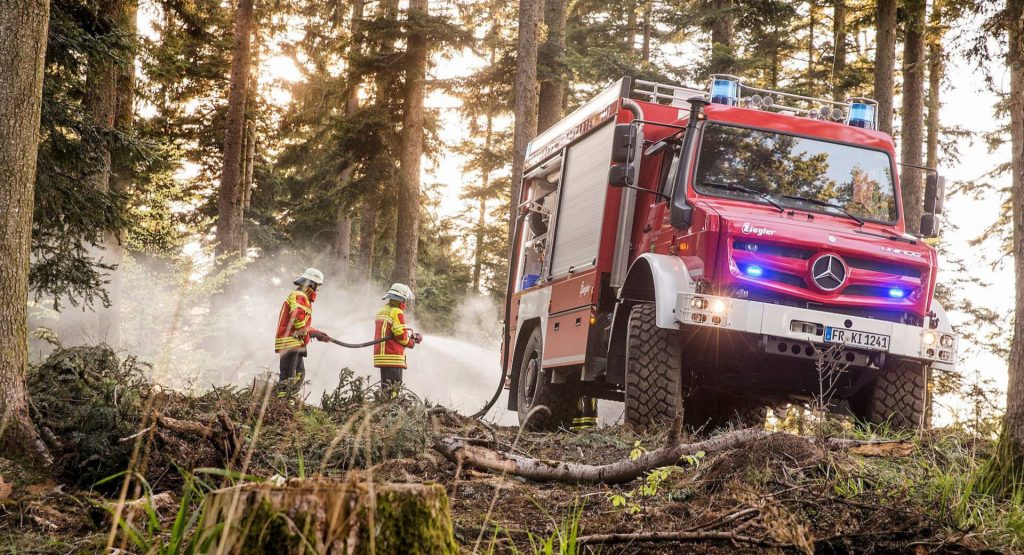  This Mercedes-Benz Unimog Is The Greatest Fire Truck Ever