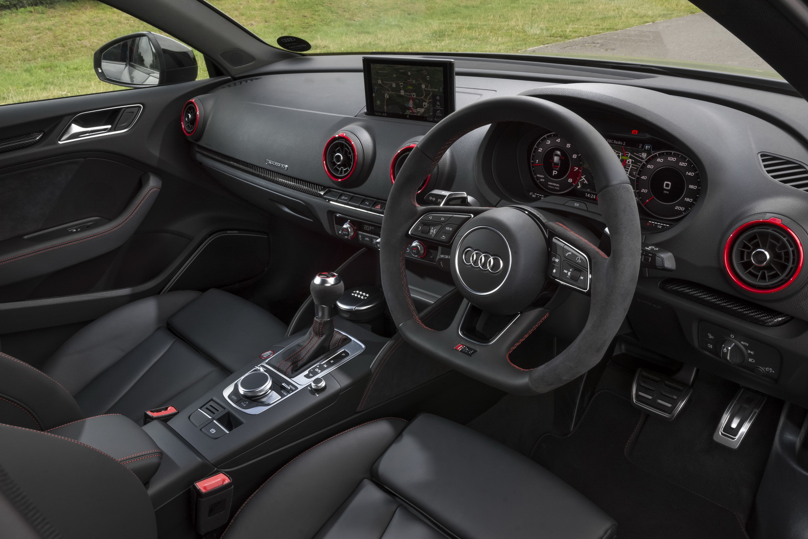 Audi rs3 седан салон