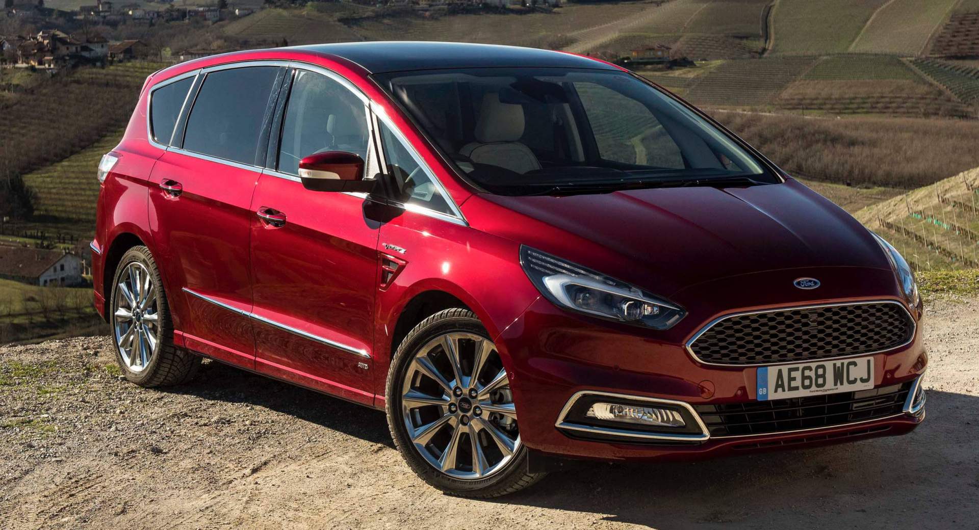 https://www.carscoops.com/wp-content/uploads/2018/09/60678ff7-2019-ford-s-max-0.jpg