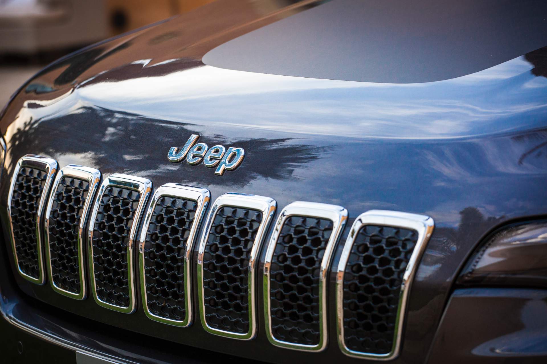 Mopar Accessories For 2019 Jeep Cherokee Bring Both Style And Substance ...