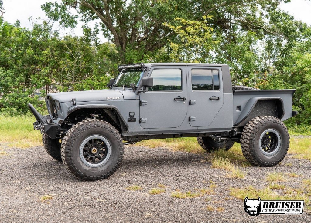 Bruiser Honcho Is One Hardcore Jeep Wrangler That Ain’t Afraid Of ...