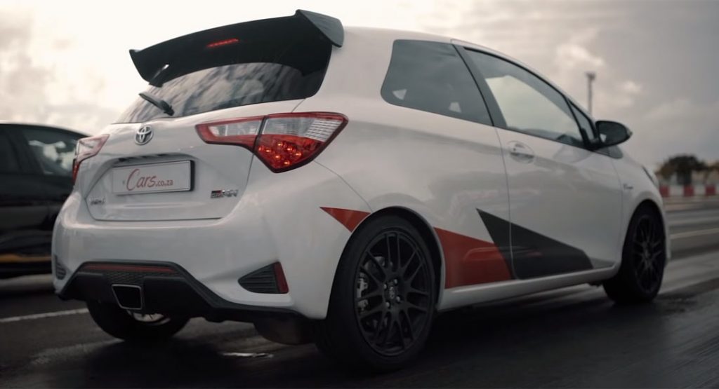  Toyota Yaris GRMN Embarrasses Renault Clio RS In Straight Line Race