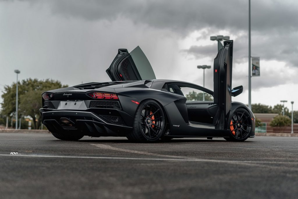 Stealthy Looking Lambo Aventador Tries Custom Wheels For Size | Carscoops