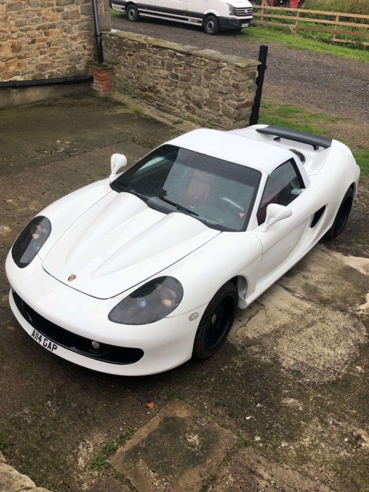 Extremely Fake Porsche Carrera GT Might Give You A Laugh Or Two | Carscoops