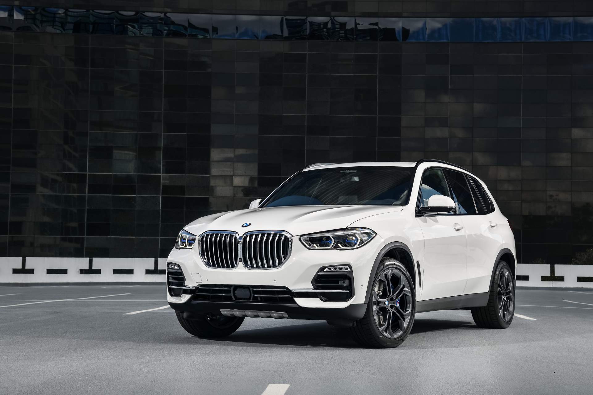 Your 2019 BMW X5 Photo Gallery Is Here And It’s Huge | Carscoops