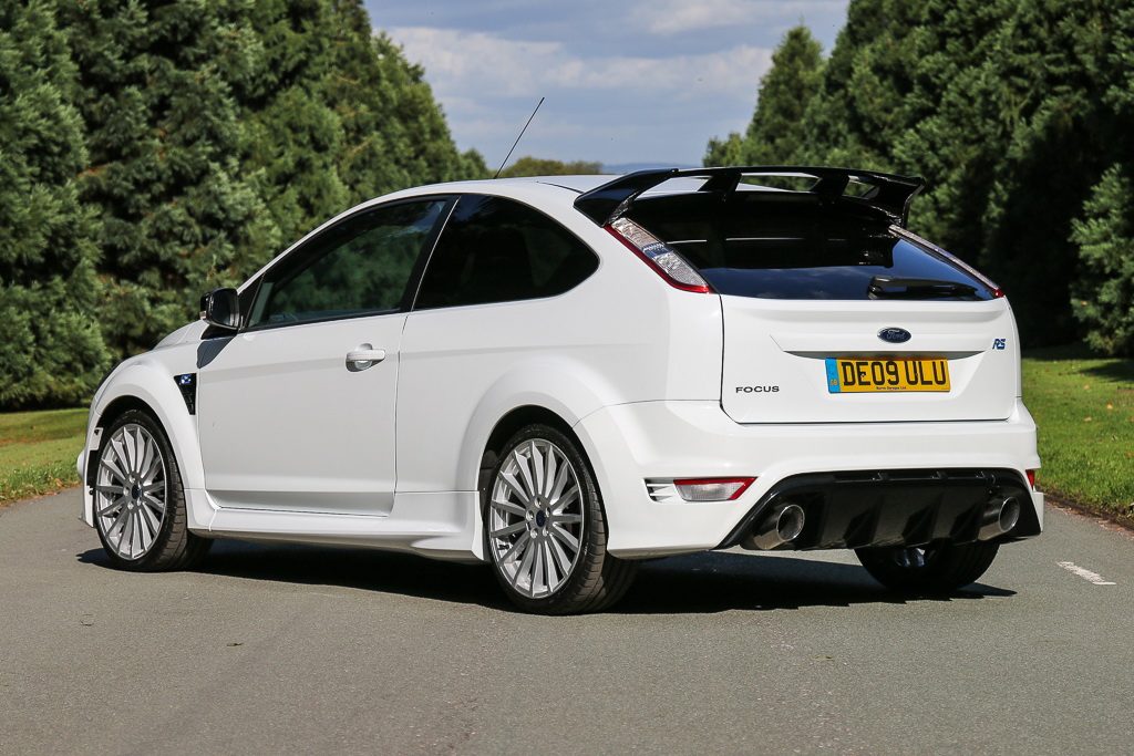 Interested In A White Ford Focus RS Mk2 With Under 10k Miles? | Carscoops