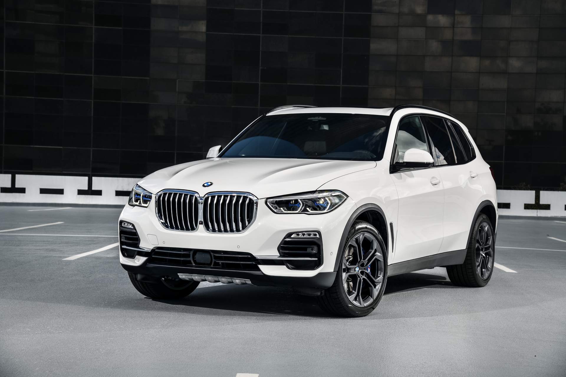 Your 2019 BMW X5 Photo Gallery Is Here And It’s Huge | Carscoops