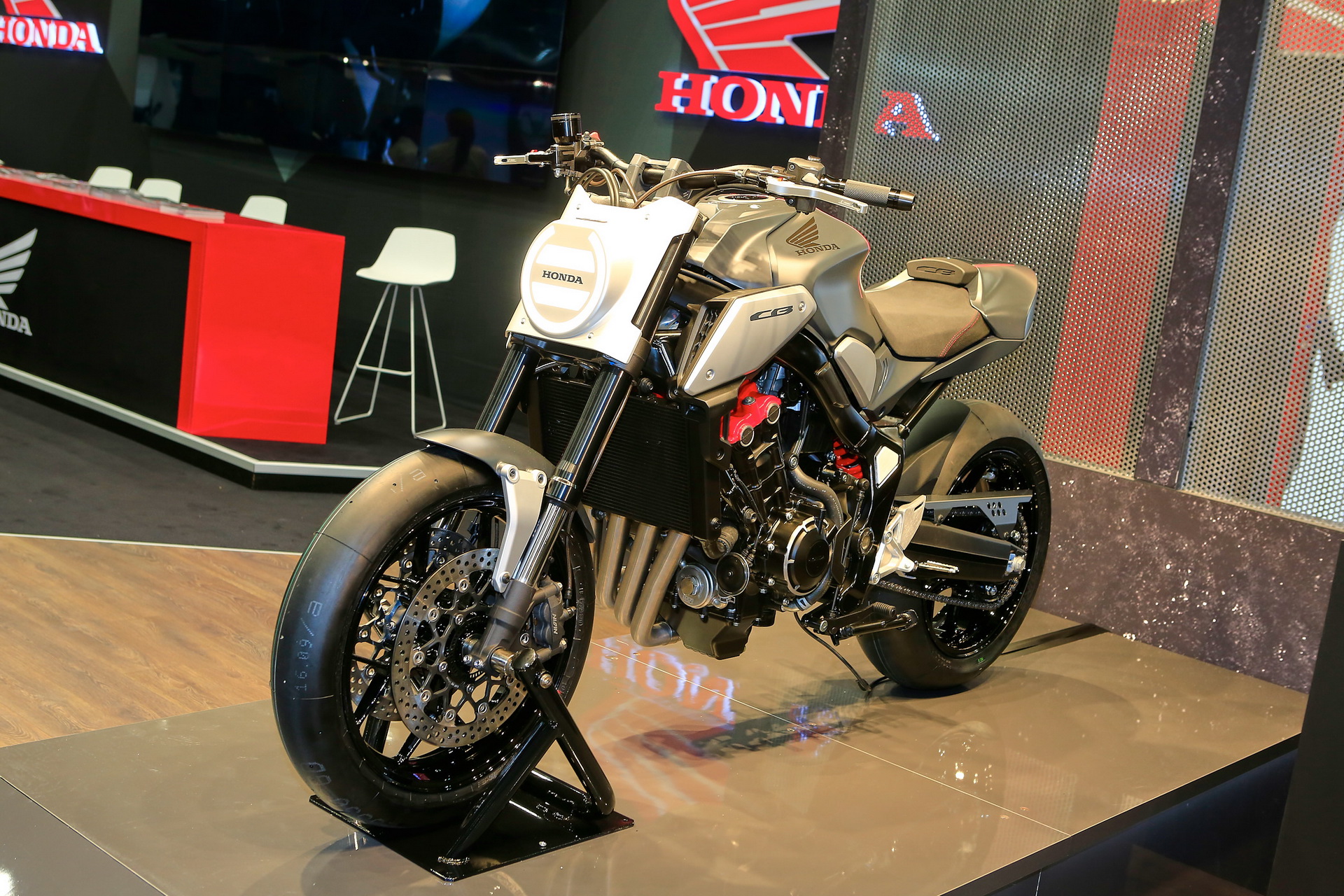 Honda Brings All-New Neo Sport Cafe Racer Concept To Paris | Carscoops