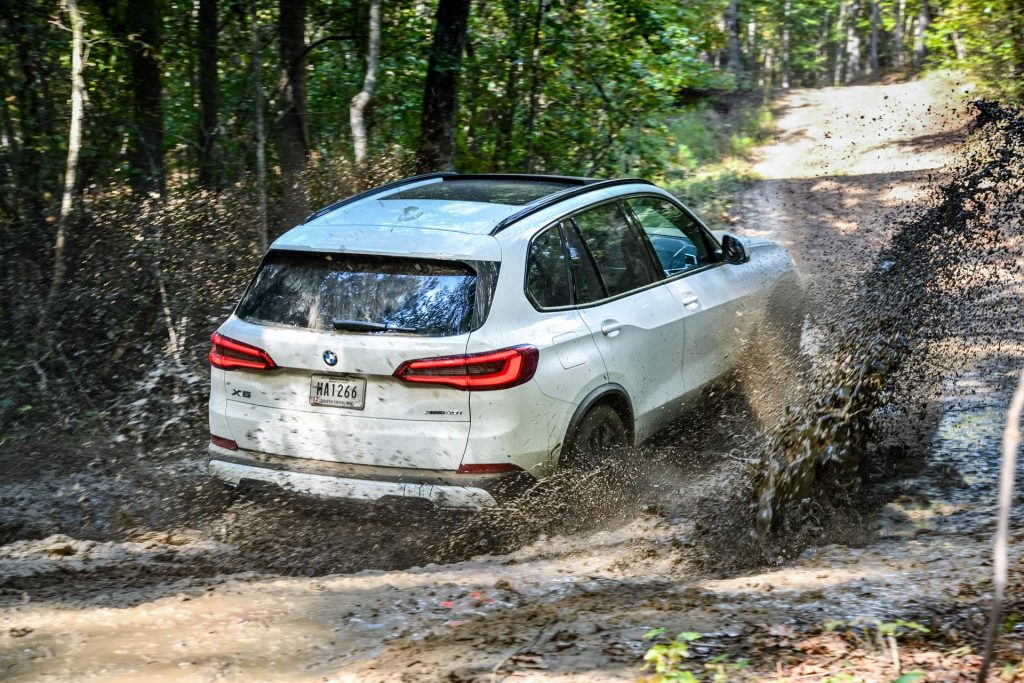 Your 2019 Bmw X5 Photo Gallery Is Here And It S Huge Carscoops