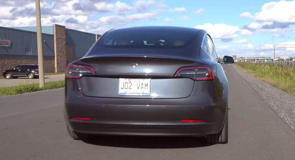  Just How Fast Is The Tesla Model 3 In A Straight Line?