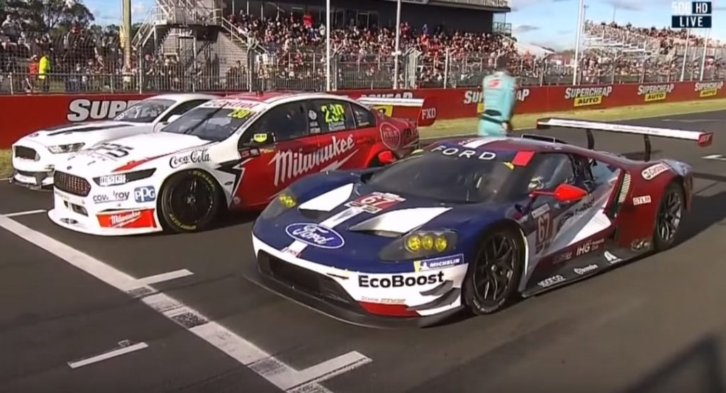  Ford Mustang GT4, Falcon Supercar, And GT Race Around Bathurst