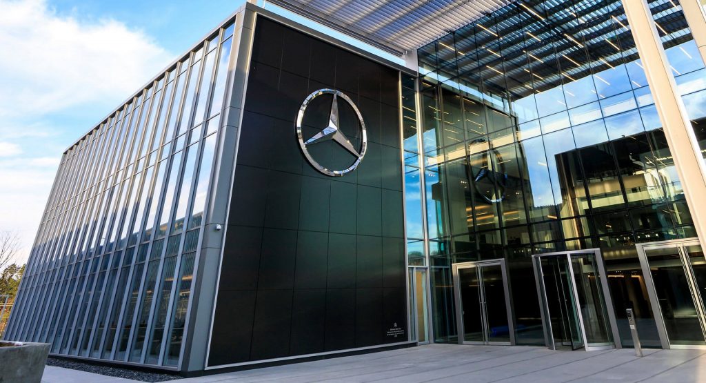  U.S. Regulators Investigating Mercedes Over Recall Notice Practices