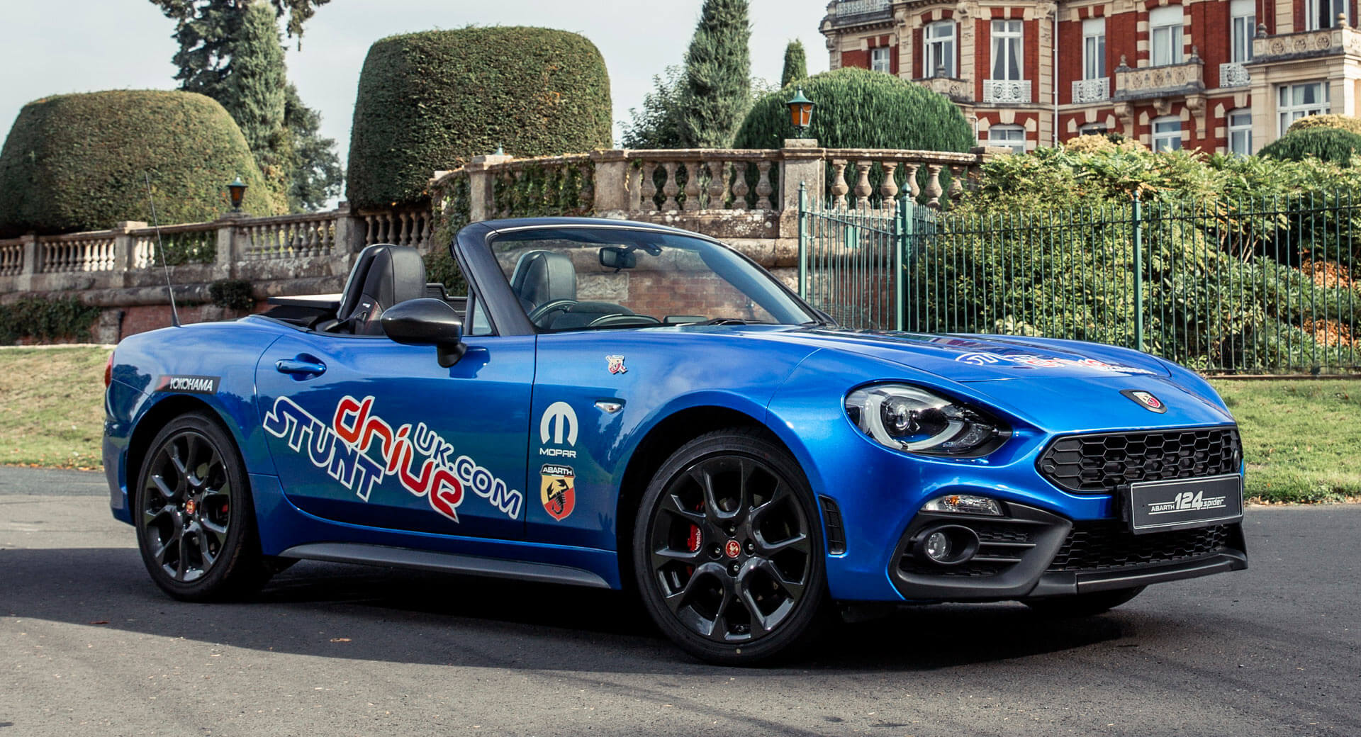 Stock Abarth 124 Spider Claims Guinness World Record Carscoops