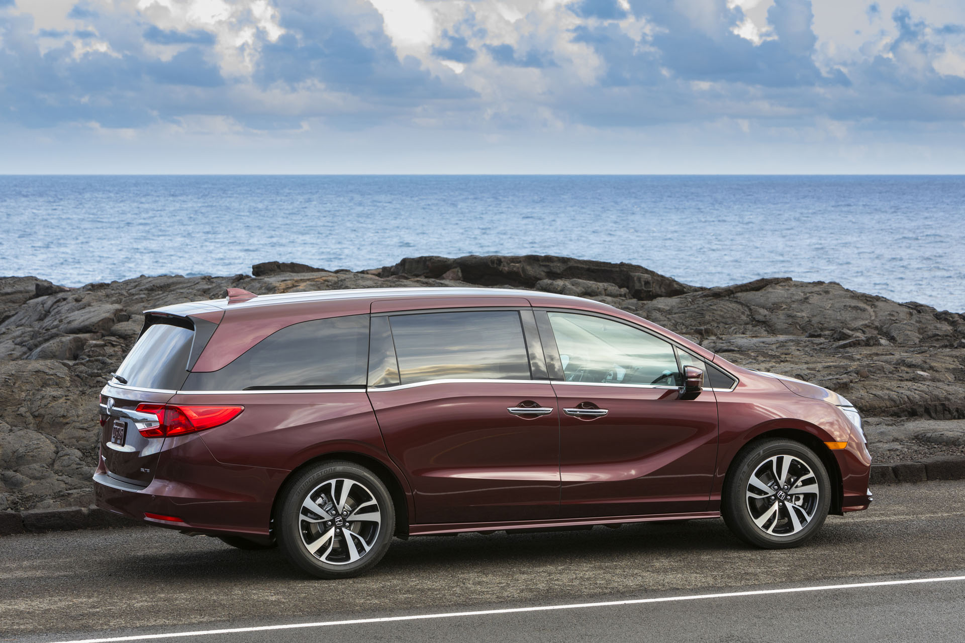 Honda odyssey 2019 характеристики