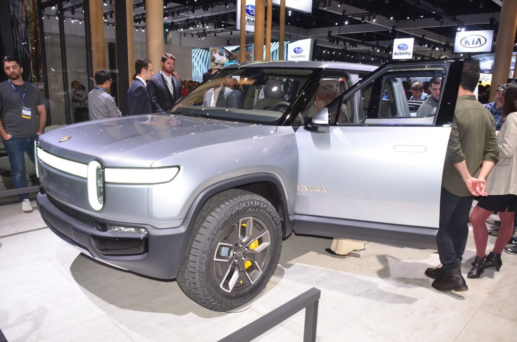 Rivian R1T: A $61,500 Electric Pickup That Shoots To 60 In 3.0 Sec ...