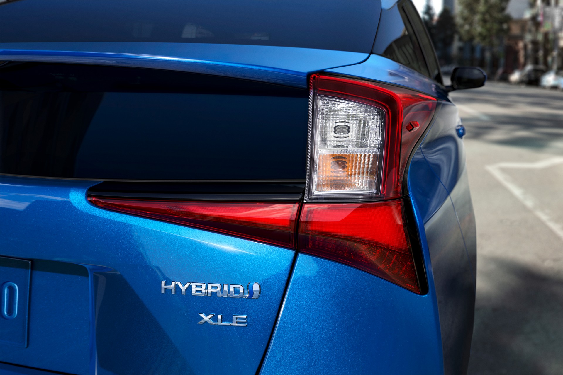 2019 Toyota Prius Facelift Brings Optional Awd For The First Time 