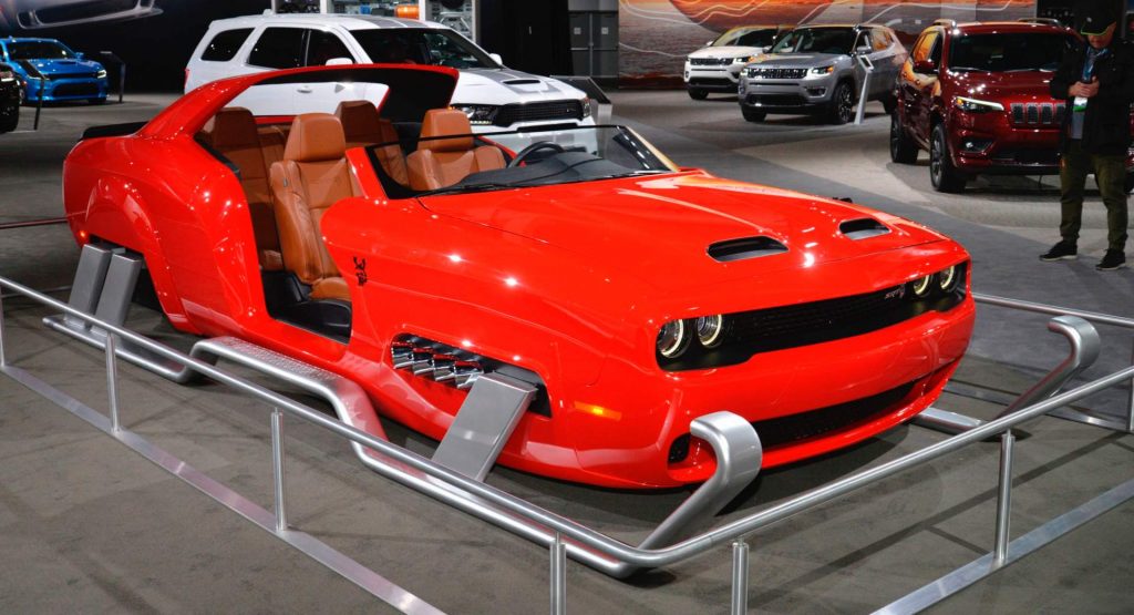  Santa’s Dodge Challenger SRT Hellcat Redeye Sleigh Is Real And You Can See It In LA