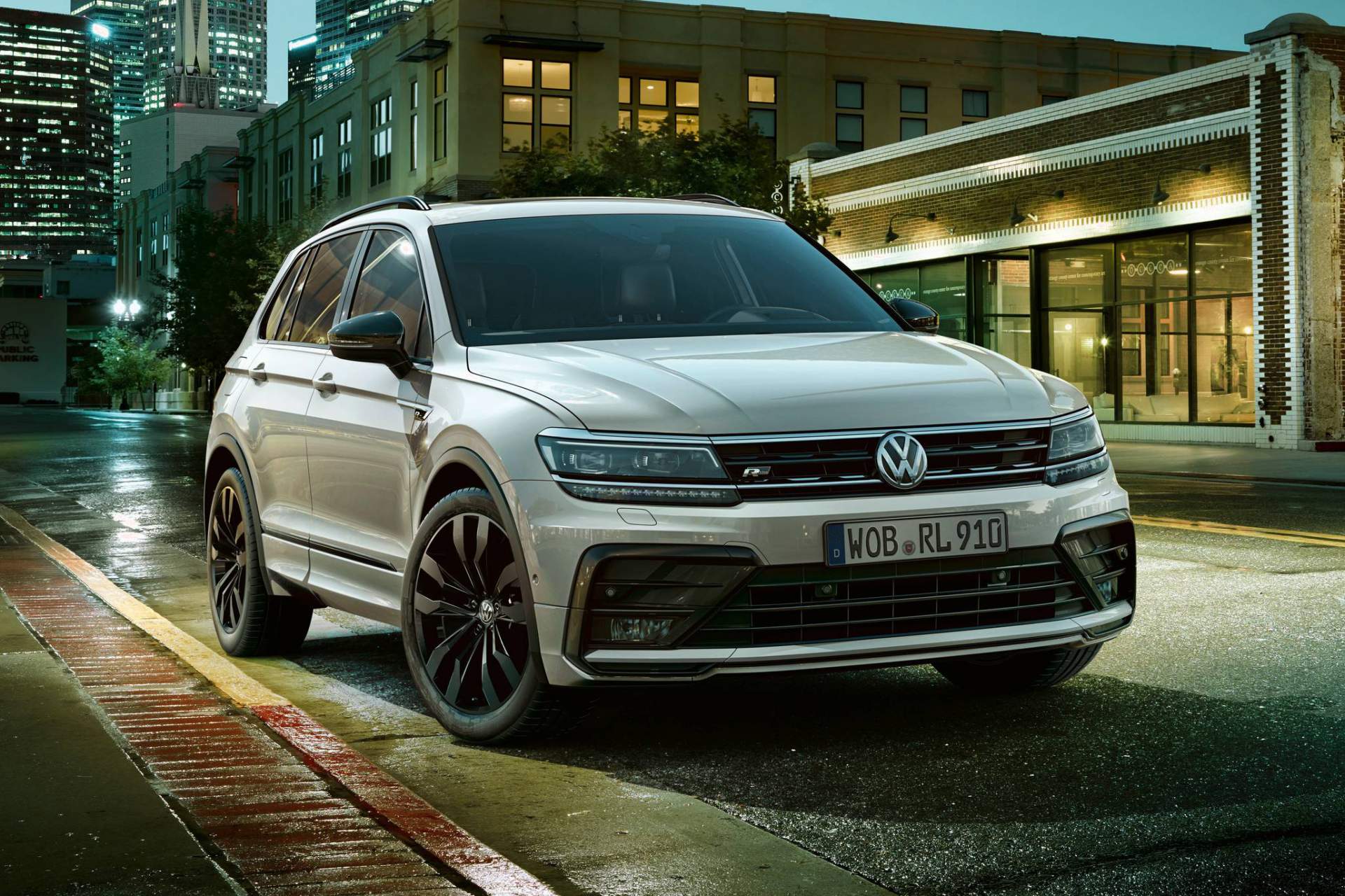 VW Tiguan Goes For A More Sinister Look With “Black Style” R-Line ...