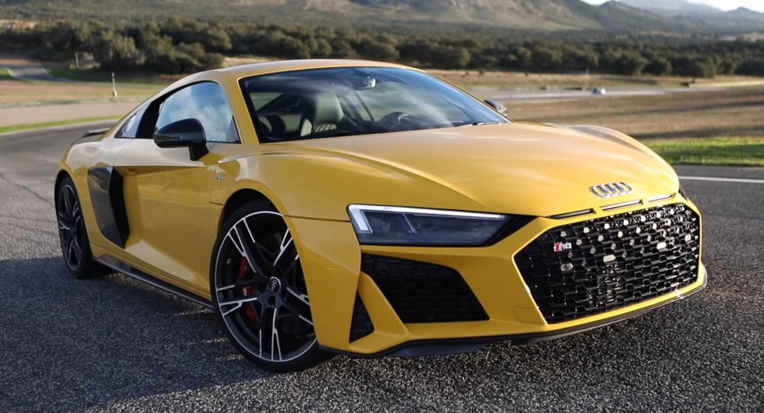 vasthoudend spontaan verhoging 2019 Audi R8 Gets Detailed, Then Hits 62 Mph In Just 2.72 Seconds |  Carscoops
