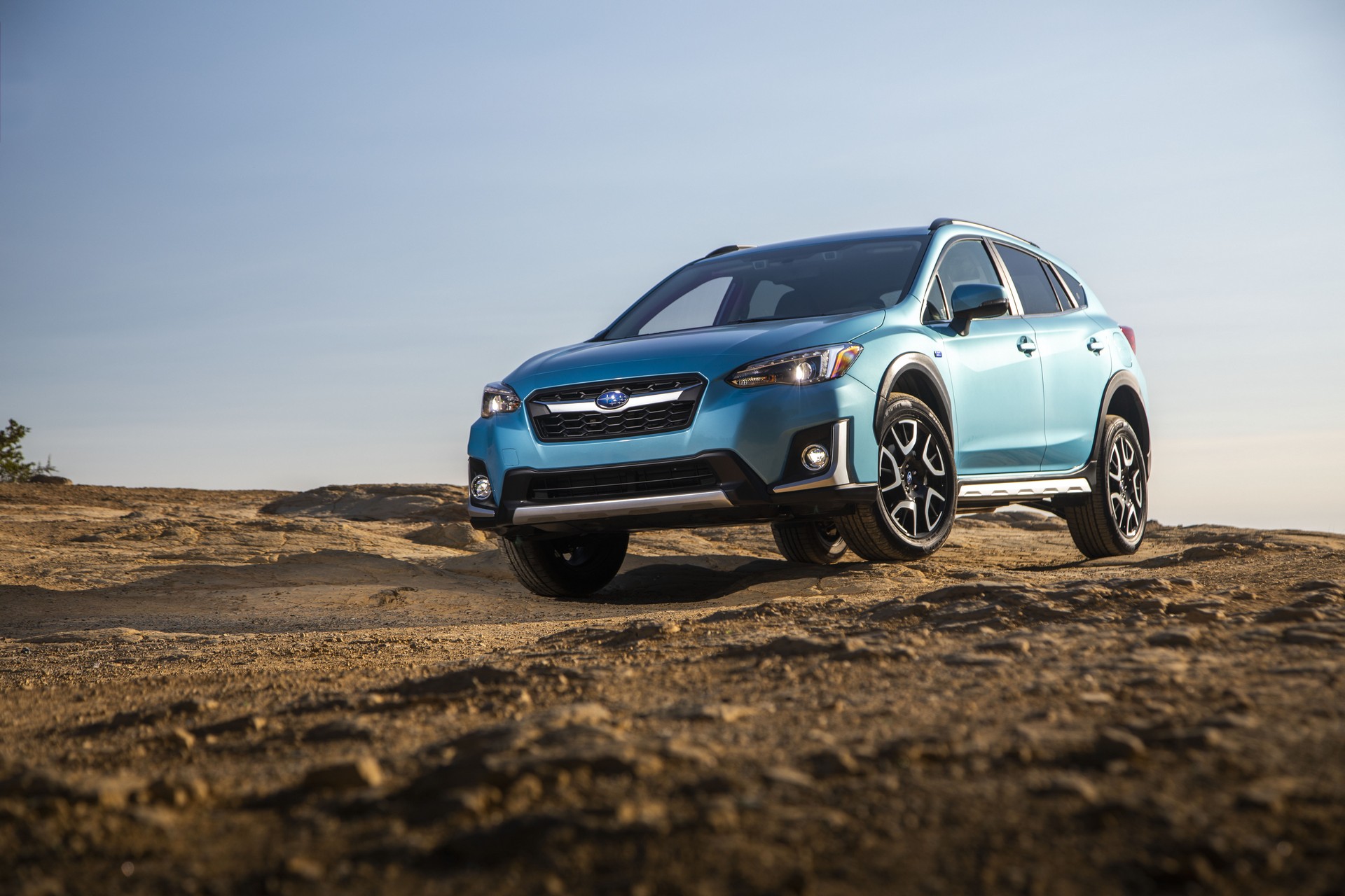 2019 Subaru Crosstrek Hybrid Debuts With PHEV Powertrain, 17 Mile ...