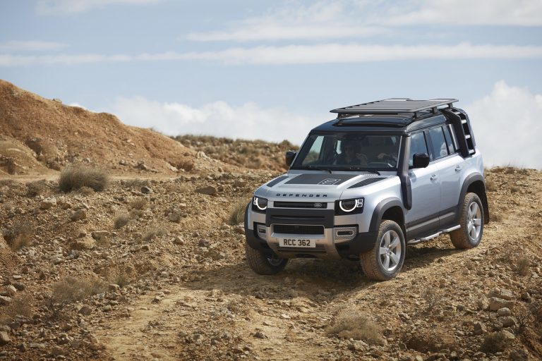 2020 Land Rover Defender Reborn As A Modern 4×4 With Advanced Tech ...