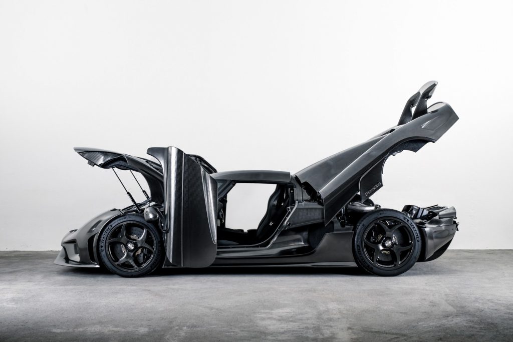 Koenigsegg Regera Goes Nude With New Naked Carbon Exterior Carscoops