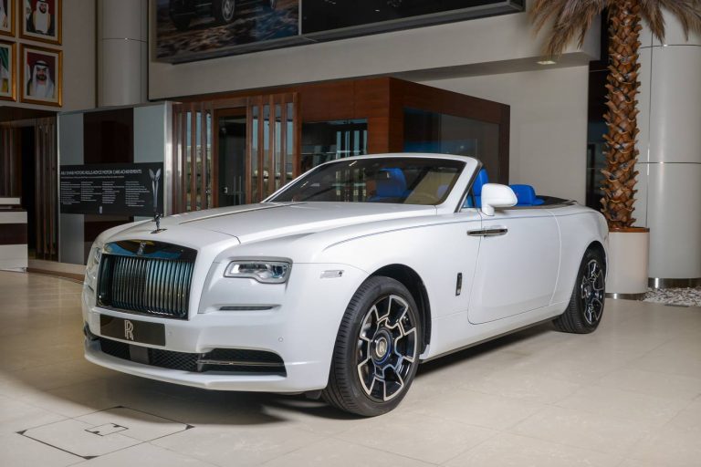 Rolls-Royce Dawn Black Badge Trichromatic Is Very White And Blue ...