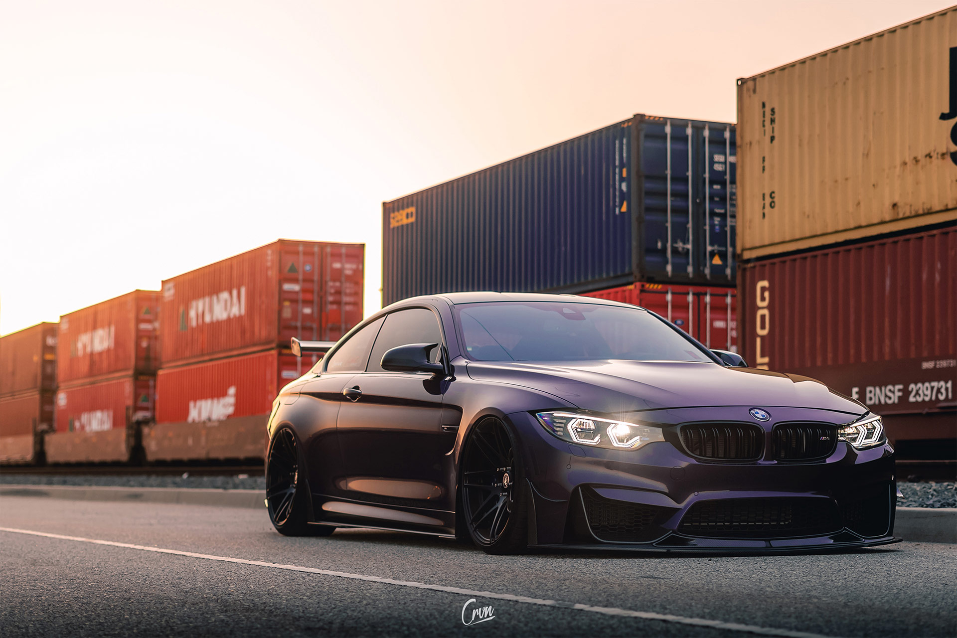 BMW m4 Violet